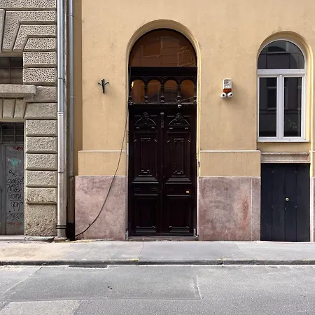 Vintage Loft - Free Private Parking - Metro - Tram - Ac * Budapest